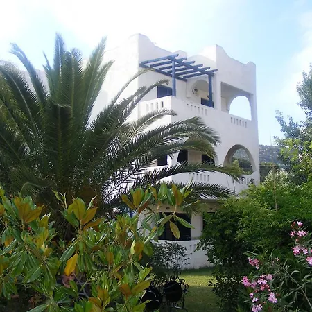 Kalamitsi Studios Daire