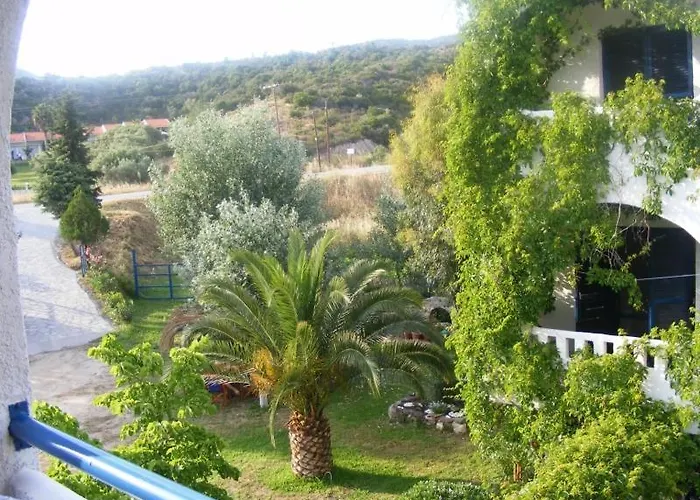 Kalamitsi Studios Apartment *