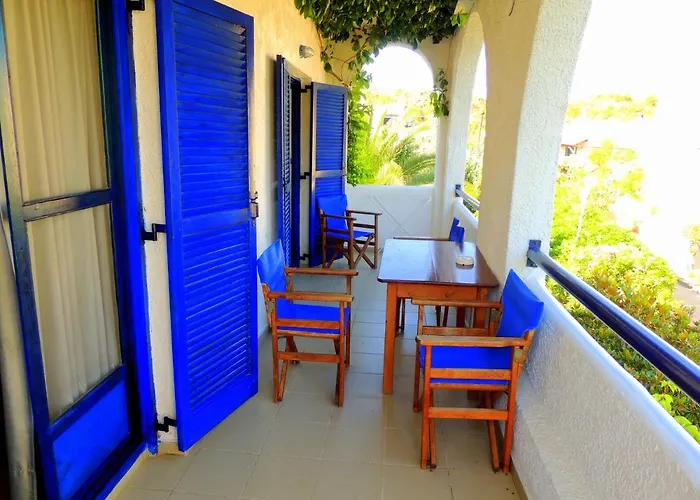 Kalamitsi Studios 公寓