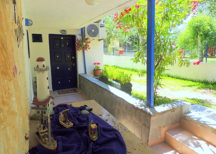 公寓 Kalamitsi Studios