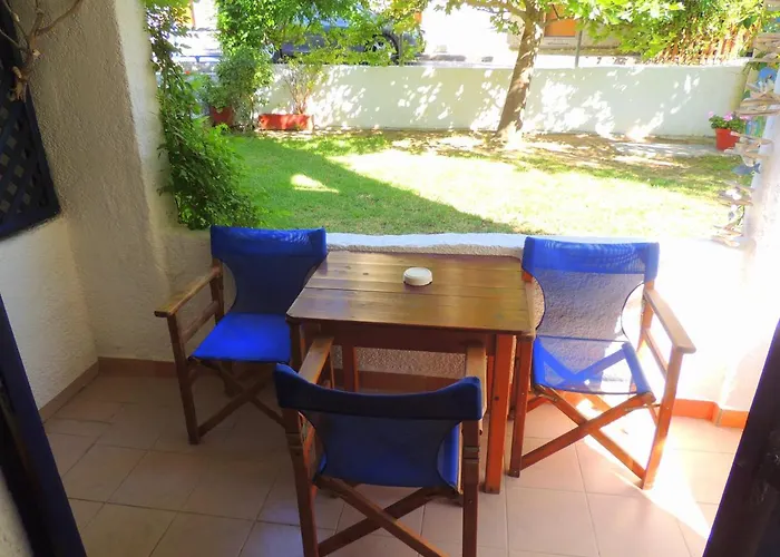 Kalamitsi Studios 公寓