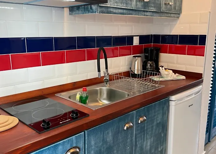 Kalamitsi Studios 公寓