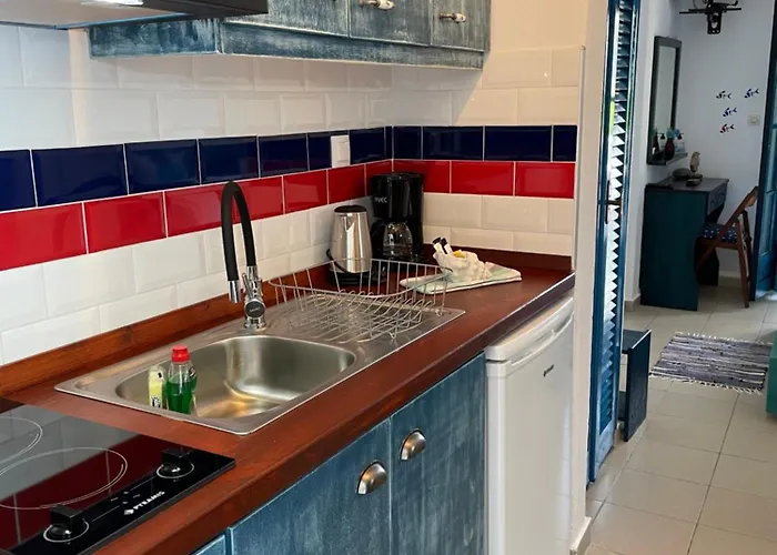 Kalamitsi Studios 公寓