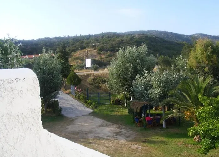 Kalamitsi Studios * Kalamítsion